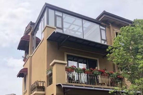 想要提高居家生活質量，你家里需要一道伊盾安全門窗！112702