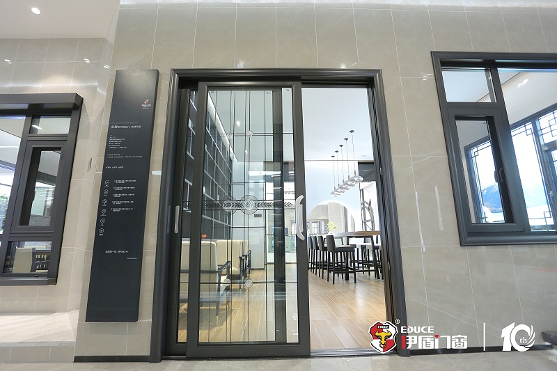 高效隔音門窗哪個品牌強(qiáng)？伊盾安全門窗好不好？024