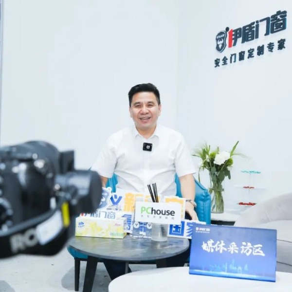 2022中國建博會丨伊盾展廳人氣火爆 捷報頻傳！